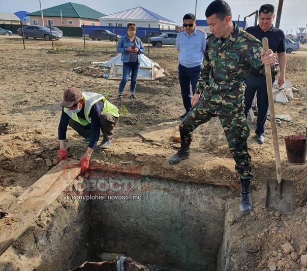 В Атырау найдено тело пропавшего полуторагодовалого мальчика Мальчик Али Абишев пропал днем 20 мая. Сообщалось, что мать малыша на пару минут зашла домой, а ребенок остался на улице. Когда она