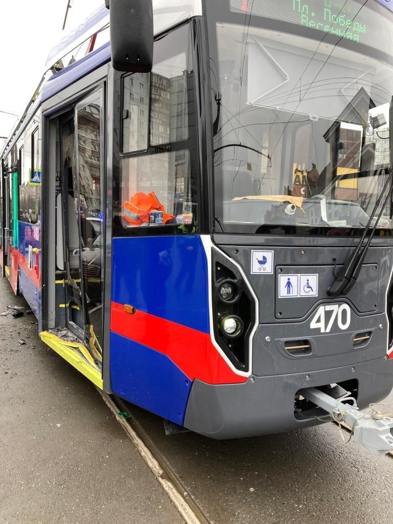 Владикавказ. ДТП с участием нового трамвая произошло на улице Весенней Это картинка