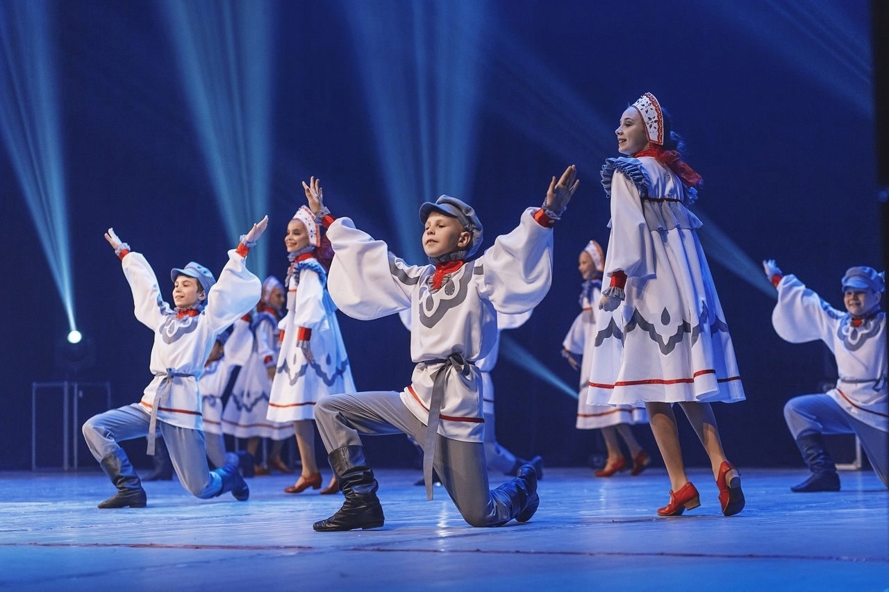 Хореографический ансамбль "Ритмы детства" - YouTube